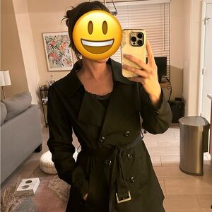 Vertigo Paris Black Trench Coat with Patterned Lining